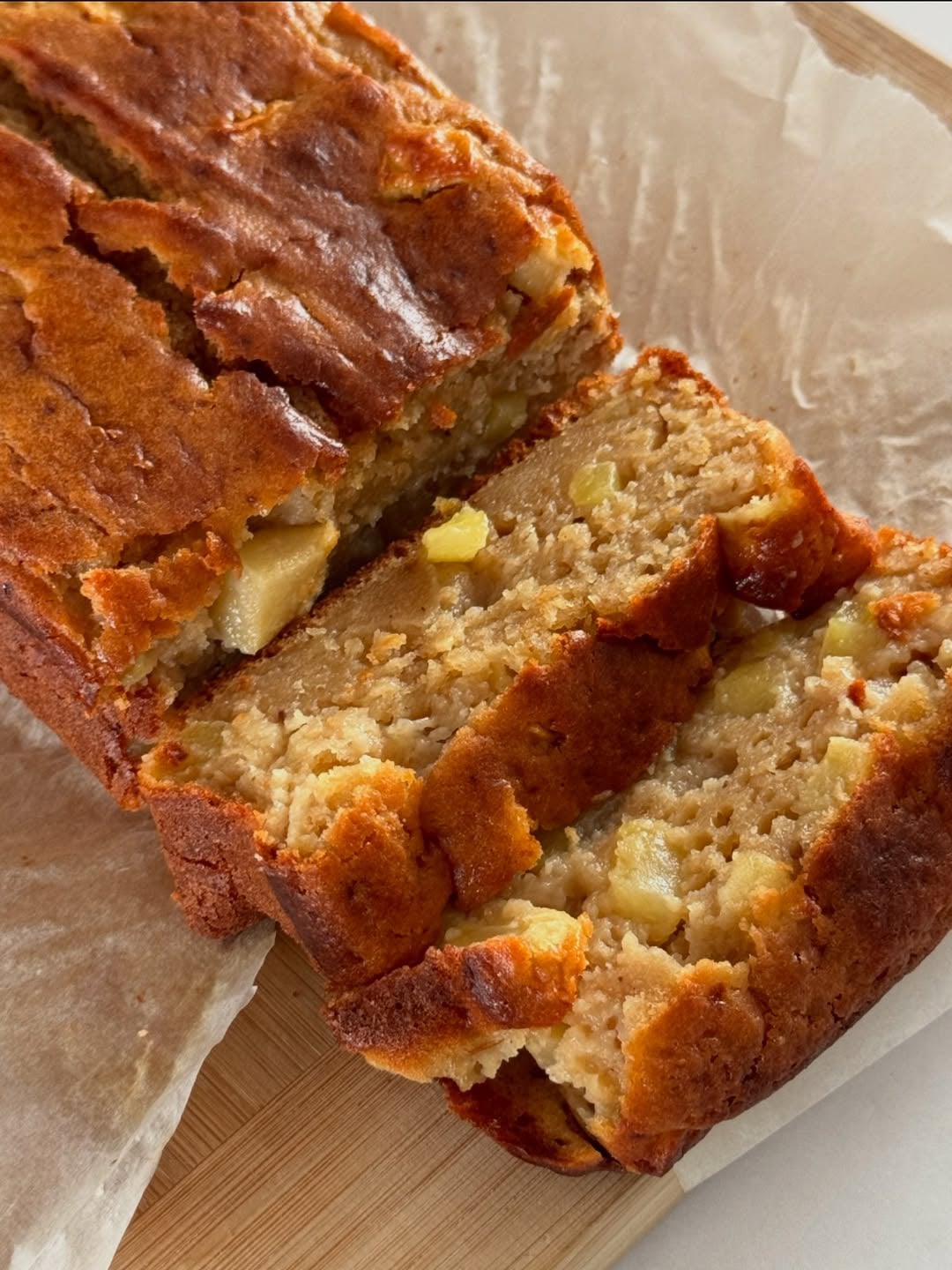 Apple Cinnamon Loaf Cake